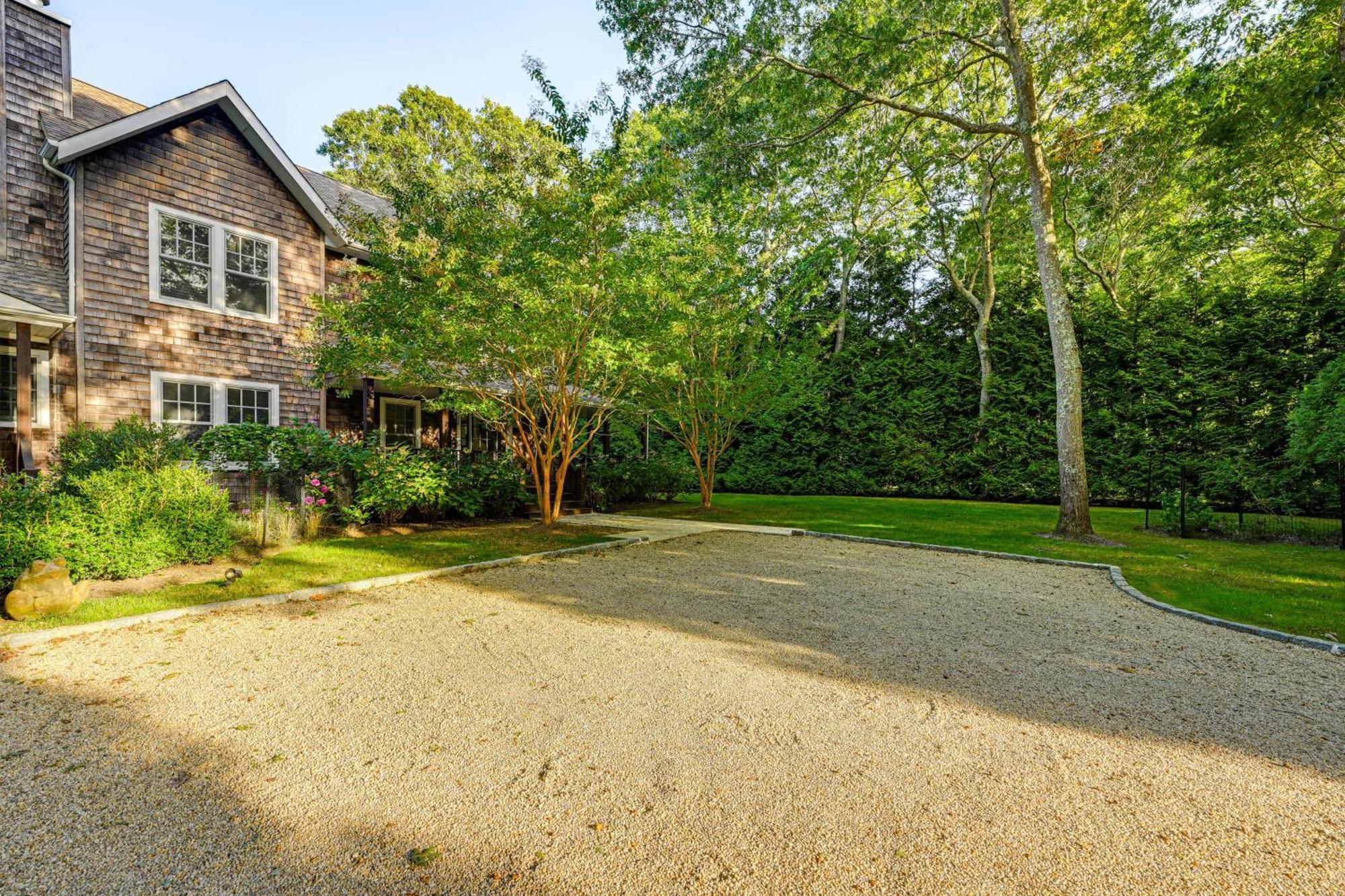 2 Mi To Beach Dog-Friendly Home In Wainscott! Eksteriør billede