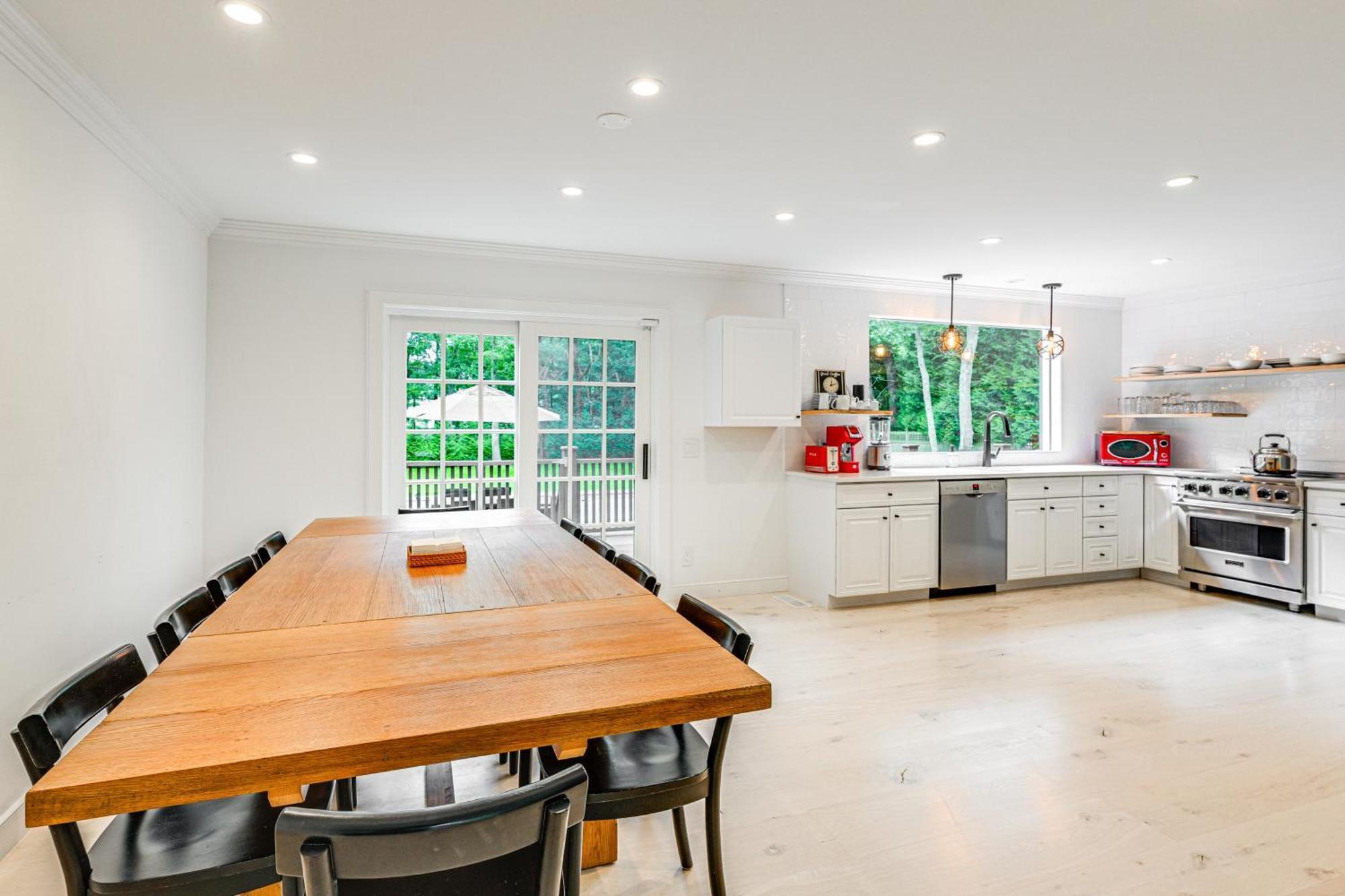 2 Mi To Beach Dog-Friendly Home In Wainscott! Eksteriør billede